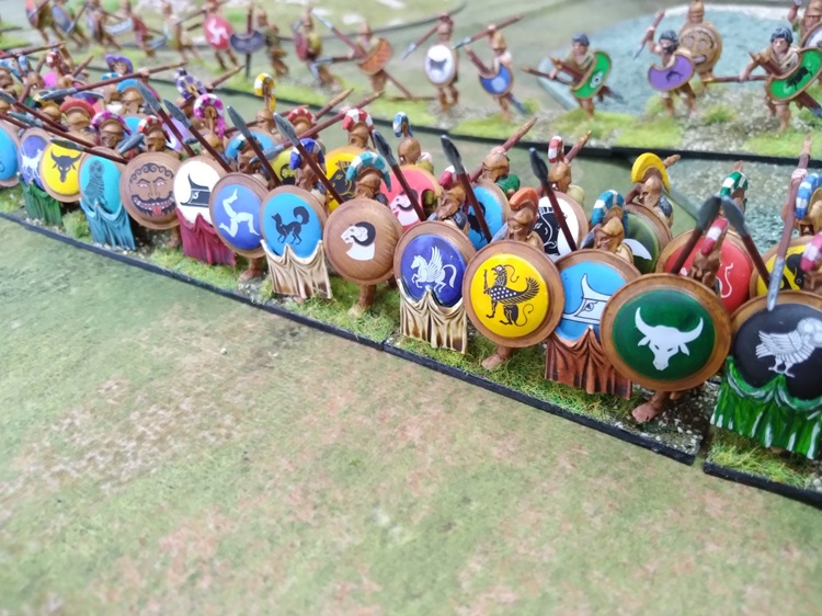 Greek hoplites in a 25mm DBMM game
